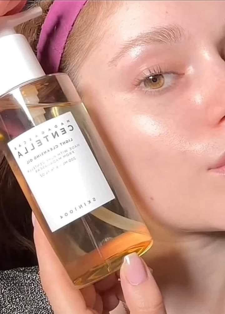 Madagascar Centella Cleansing Oil - For instant face cleaning & brightening